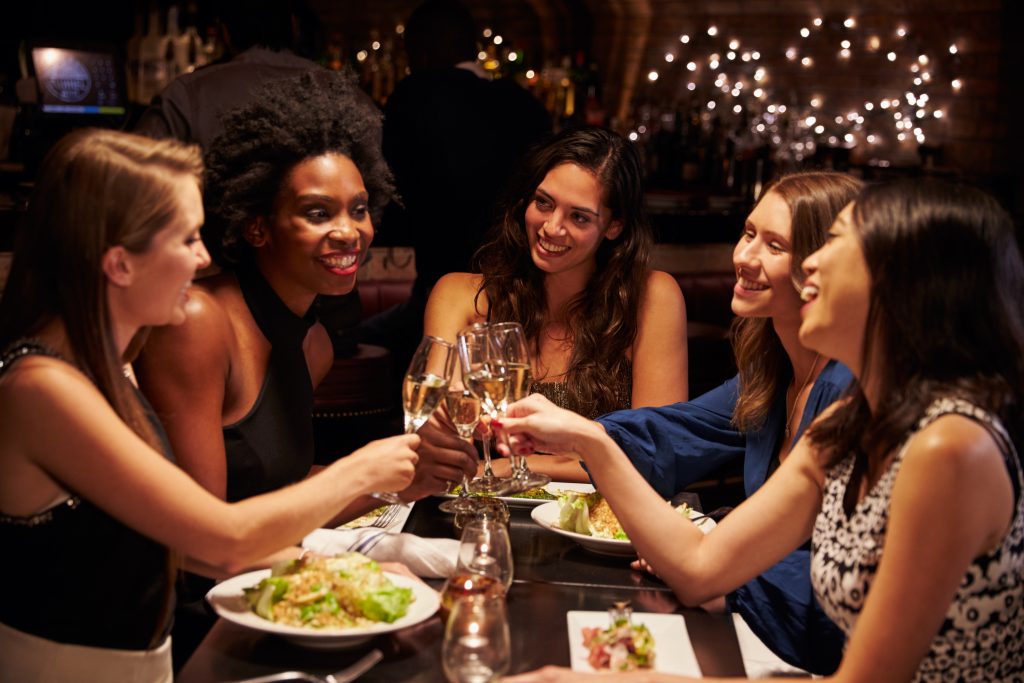 11 Girls Night Out Ideas In Melbourne | Yarra River Cruises