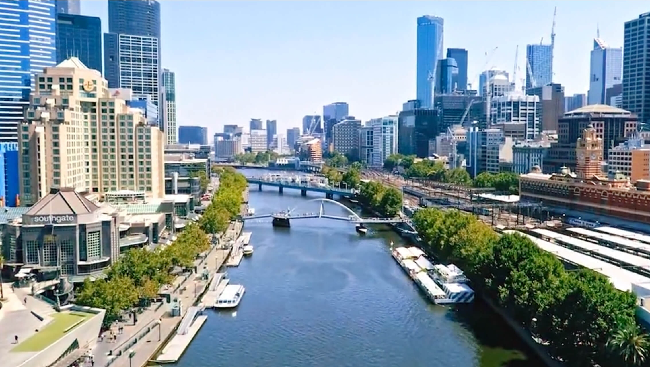 Top Melbourne River Sightseeing Tours: Exploring the City from a Different Angle