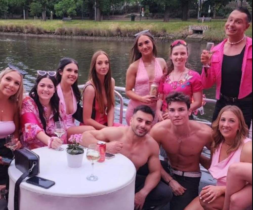 all-pink-hen-party