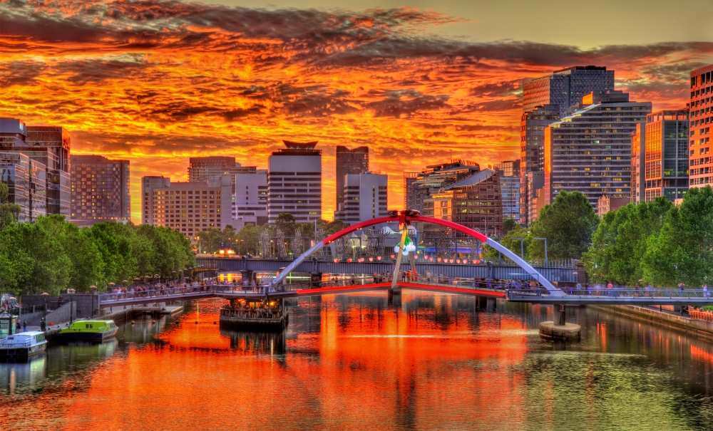 The Golden Hour Cruise: Capturing Melbourne’s Radiance Through Light, Flavour, and Intimacy